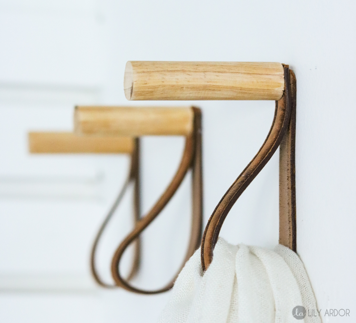 DIY Coat Rack - Hat + Scarf Rack - Wooden Hooks - With Leather