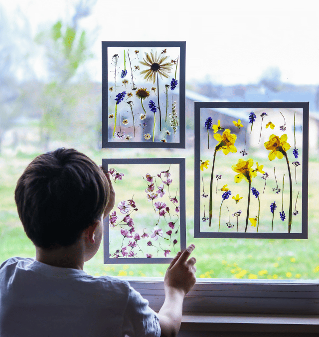 PRESSED FLOWERS | MOTHER’S DAY CRAFT IDEA