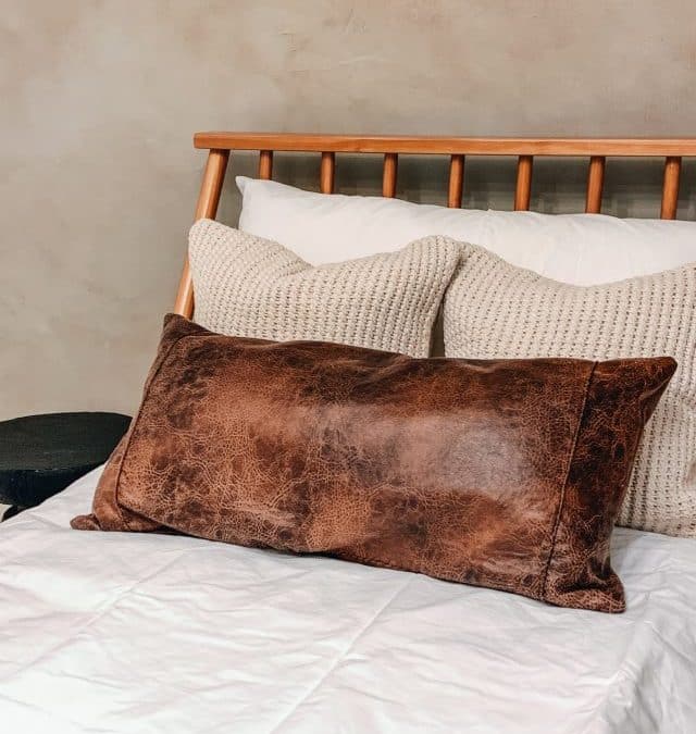 DIY EASY LEATHER THROW PILLOW IN 10 MINUTES